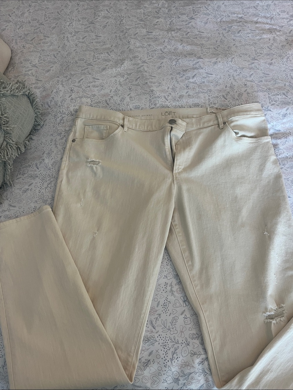 LOFT Cream Straight-Leg Jeans with Light Distressing